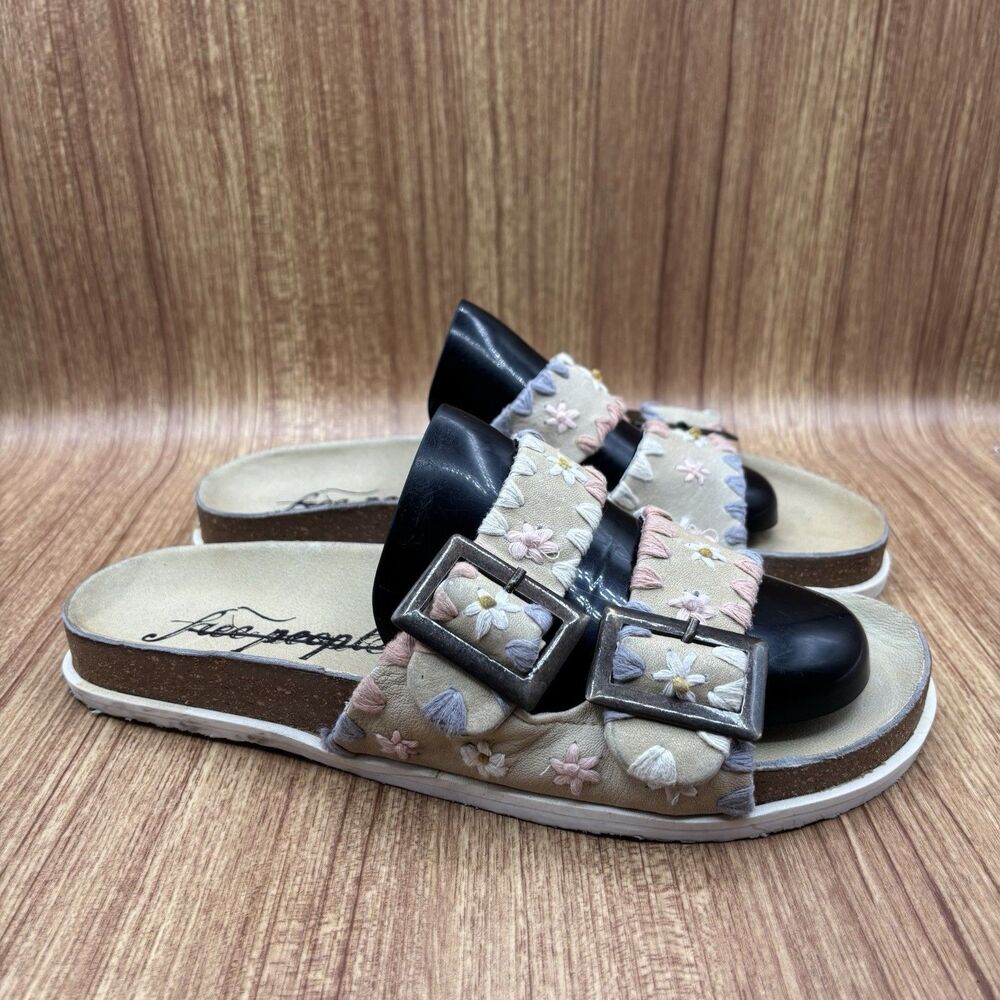 Free People‎ Wildflowers 40 / 10 Embroidered Sandals Floral Beige Tan Buckle